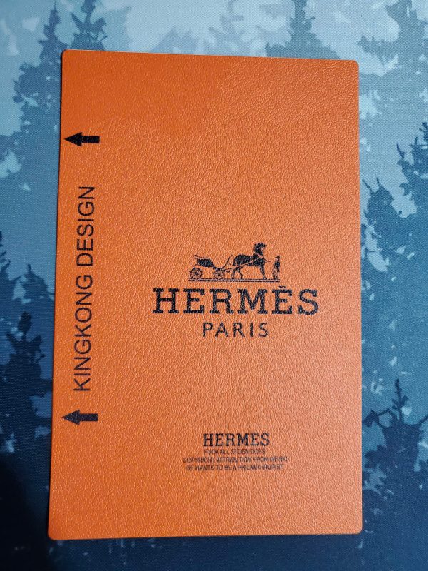 Skin Da 3M Mẫu - Hermes Bold Nền Cam Chữ Đen - Hình ảnh 4